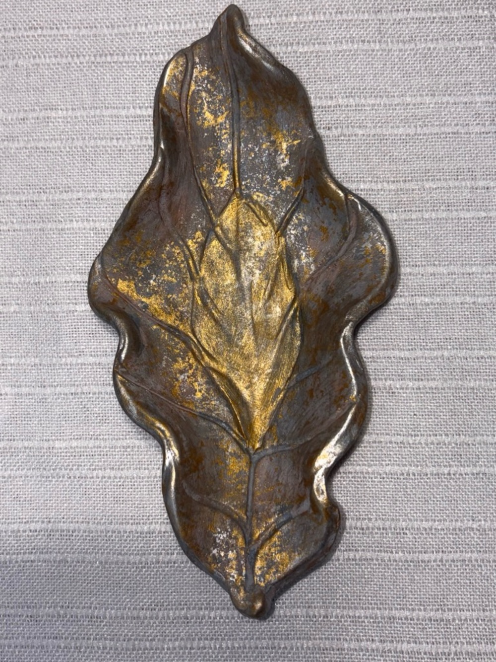 Linda Erwin Blue Ridge Pottery Leaf Tray Gray & Gold Metallic Trinket Dish EUC
